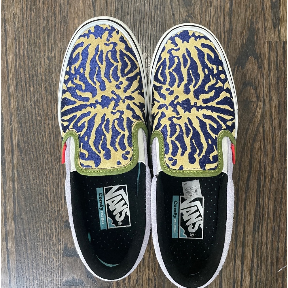 Animal print vans